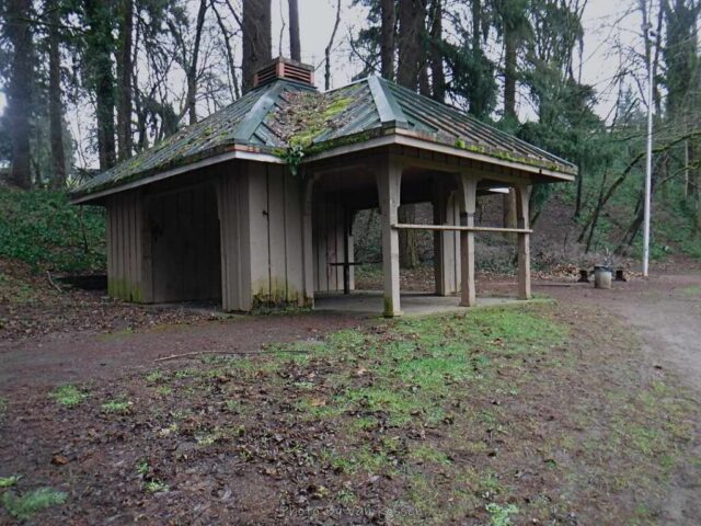 Back to Leverich Park and one of their shelters